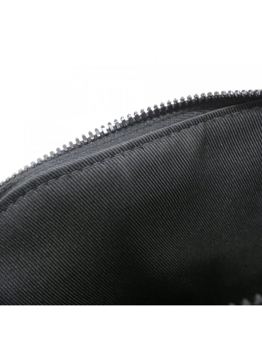 Louis Vuitton Damoflage Rush Bum